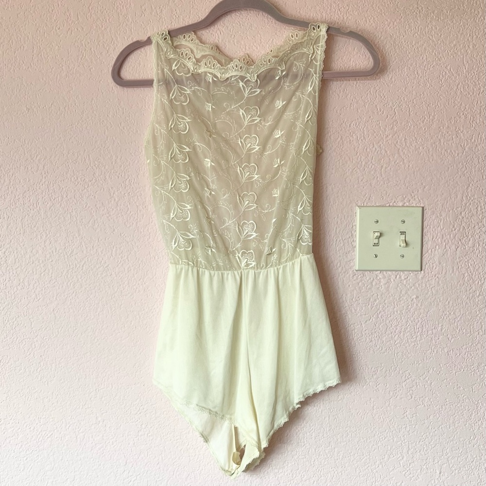 Vintage 80s cream ivory lace lingerie teddy romper